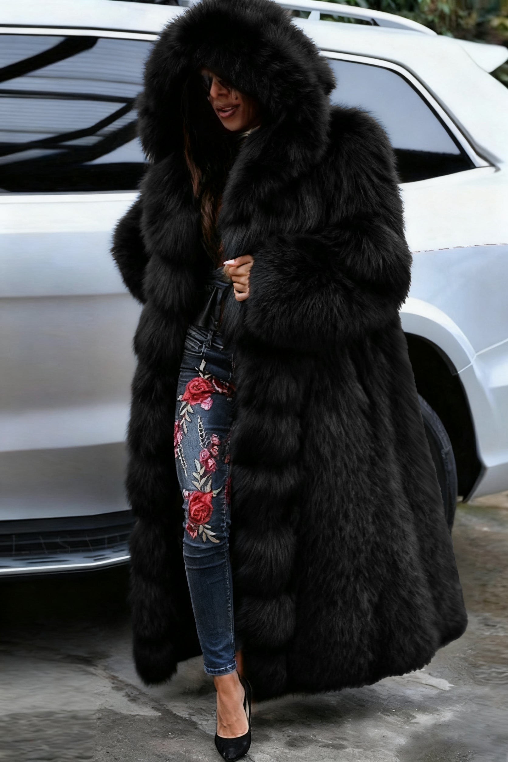 Faux Fur Coat Women Long Hooded Fur Coat detail
